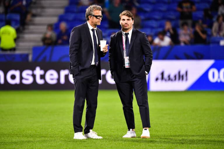 Antoine Dupont et ses sponsors, une histoire qui roule.