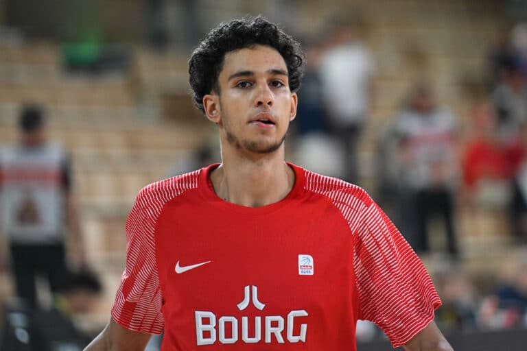 Zaccharie Risacher a signé à Bourg en Bresse en prêt.