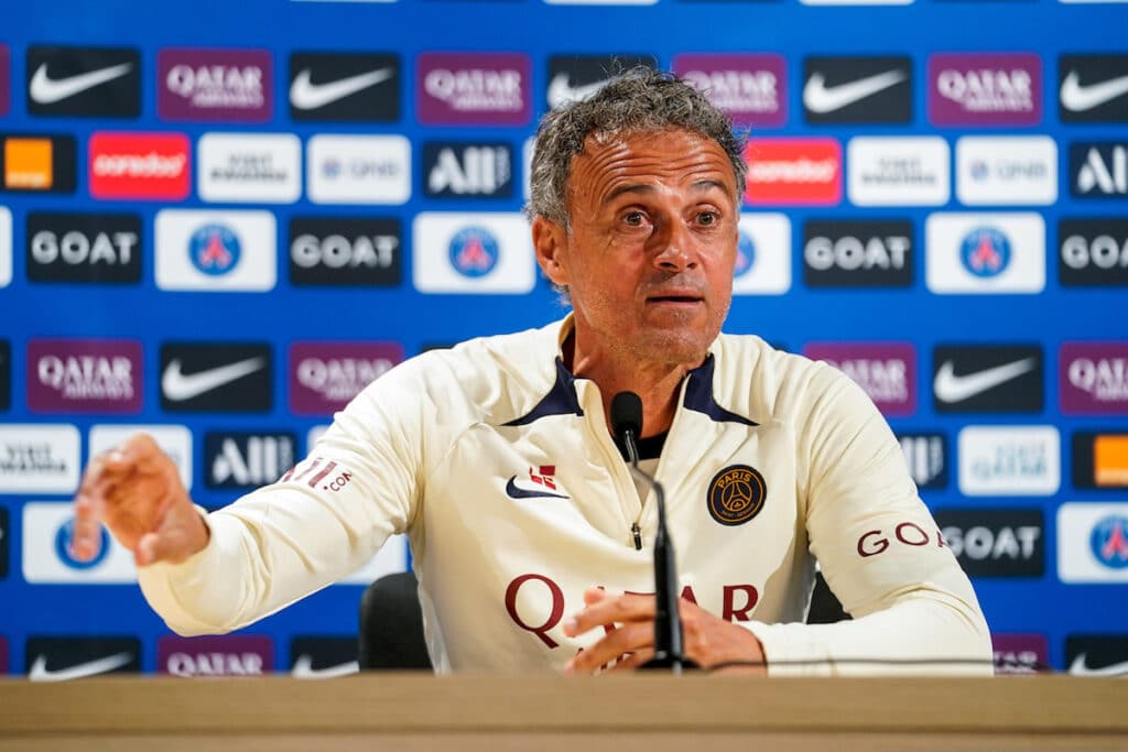Luis Enrique (PSG) explique sa philosophie : « Etre imprévisible pour l’adversaire mais prévisible pour nous »