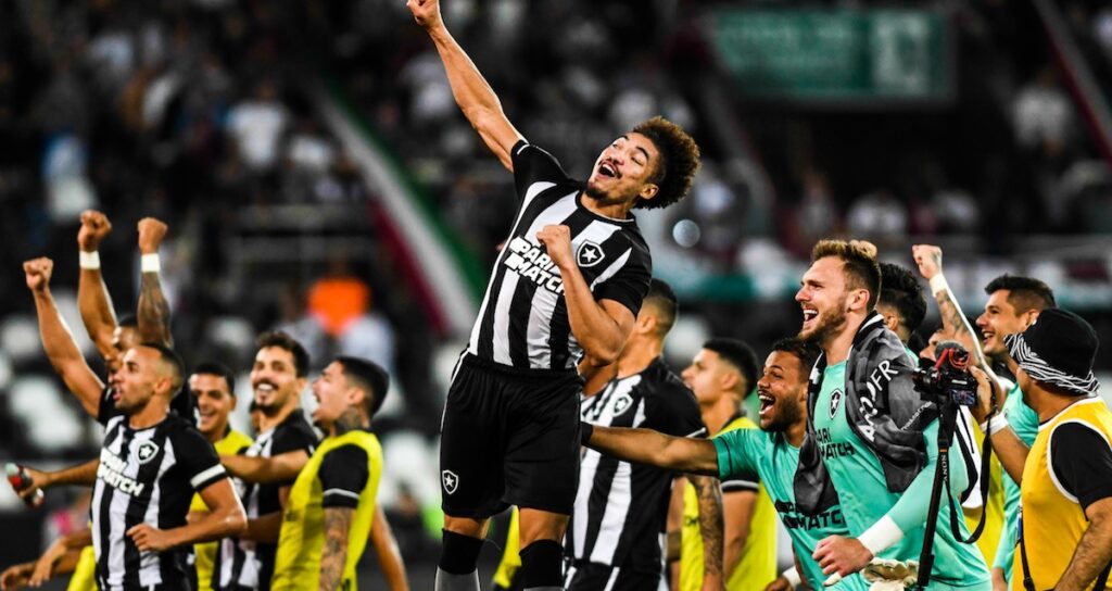 Transferts : Perri et Adryelson annoncés à l’OL, la nouvelle mauvaise idée de John Textor