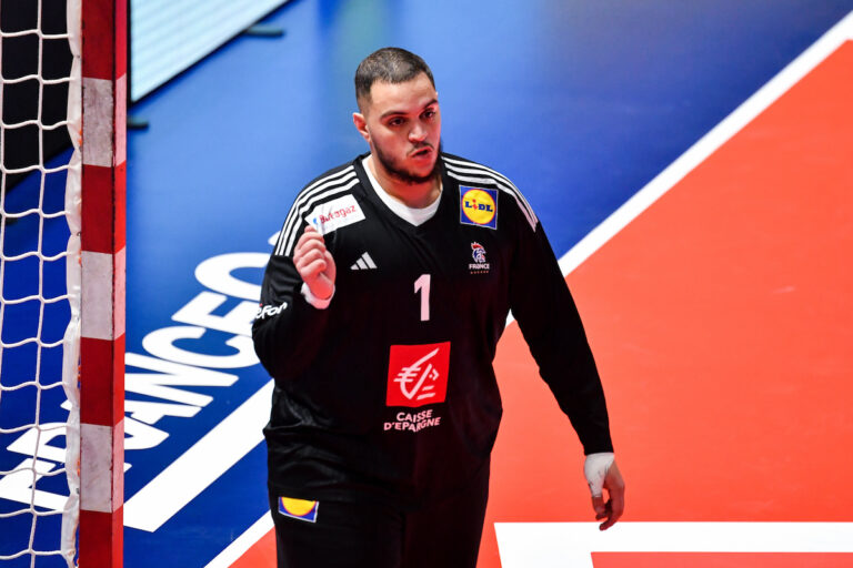 Samir Bellahcene admire son expérience de hand en Allemagne.