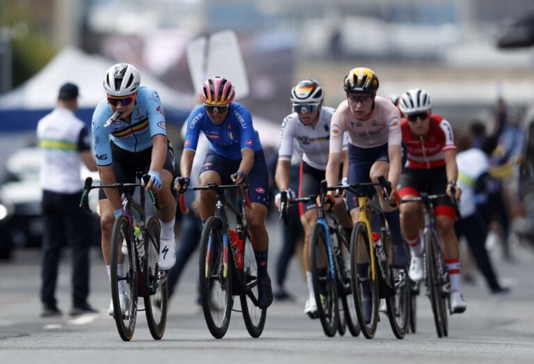 Les JO de Paris font belle place au cyclisme dans la capitale.