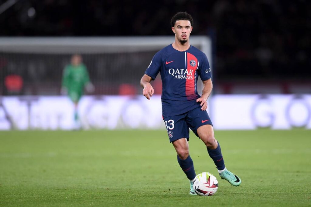 Zaïre-Emery impressionne la planète foot.