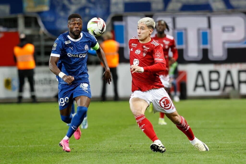 Valeur marchande : Brest, une équipe qui surperforme en Ligue 1, l&rsquo;OM, un effectif surcoté