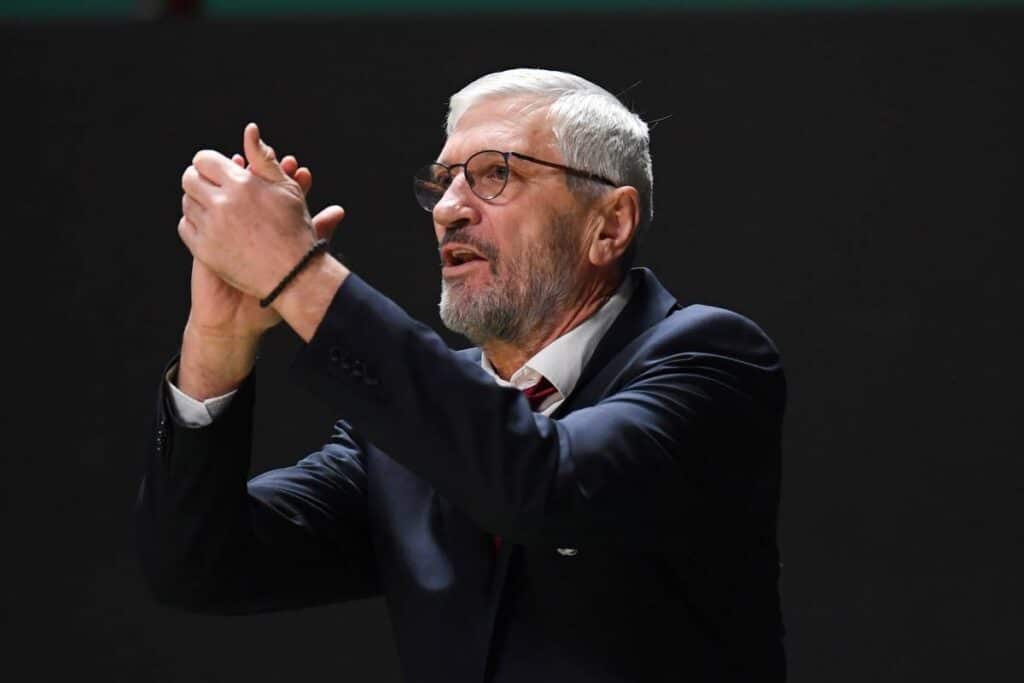 Le coach de Chalon Savo Vucevic raconte sa longévité.