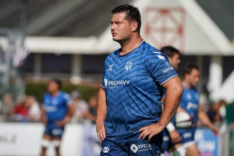 Alex Burin avec Agen espère lui aussi monter.