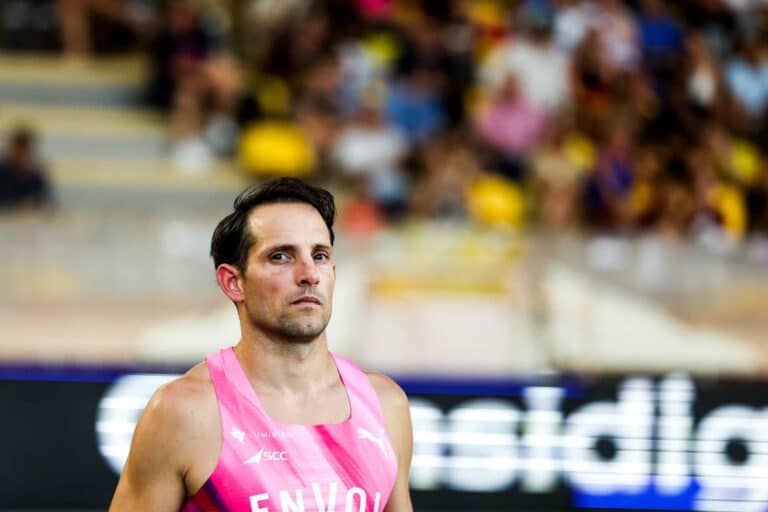 Lavillenie champion olympique à Londres en 2012.
