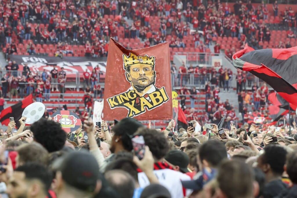 TOUR D’EUROPE : Leverkusen prend la Bundesliga, City prend le pouvoir