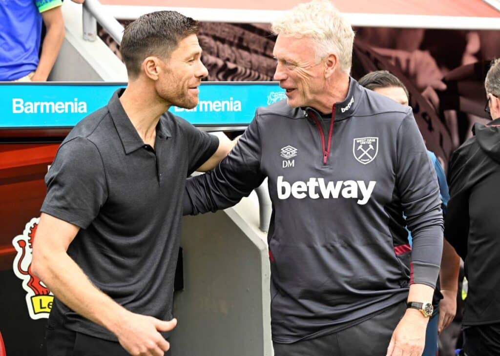 Xavi Alonso restera au Bayer Leverkusen.