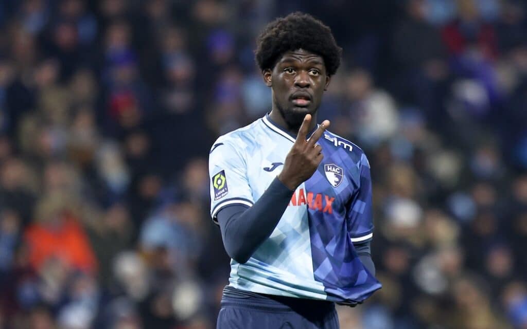 Transferts : l’OM veut ce colosse pour sa défense centrale !