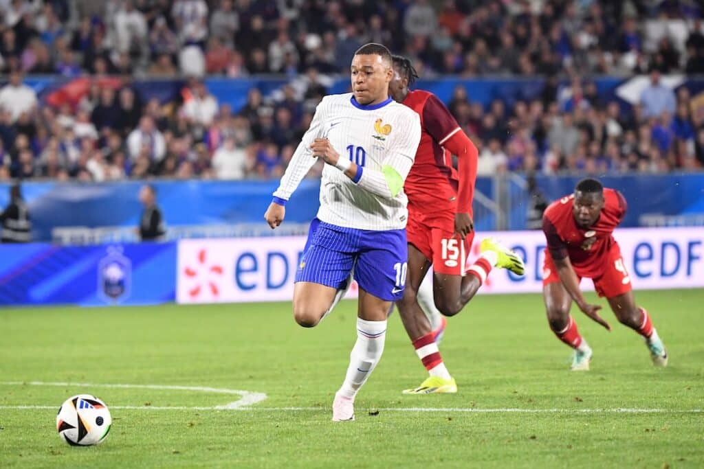 Euro 2024 : pourquoi Kylian Mbappé va jouer dans l’axe