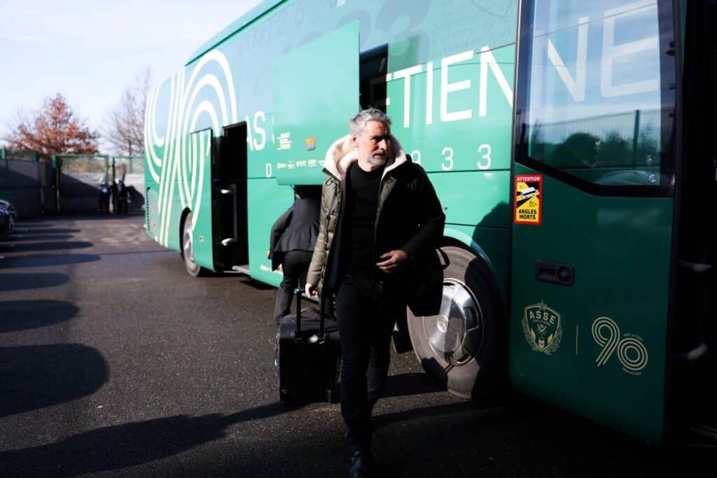 Les rachats des clubs français sont nombreux par les fonds étrangers.