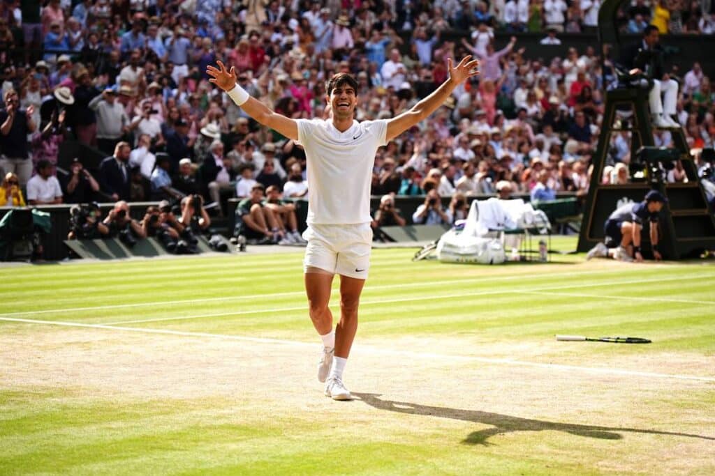 Alcaraz, l’avènement d’un géant du tennis et d’un plaisir du jeu