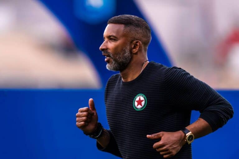Habib Beye ne voulait pas accompagner le Red Star en Ligue 2 après les accusations de fraude contre le propriétaire du club.
