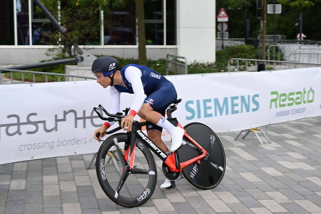 Eliott Boulet grand espoir du cyclisme français.