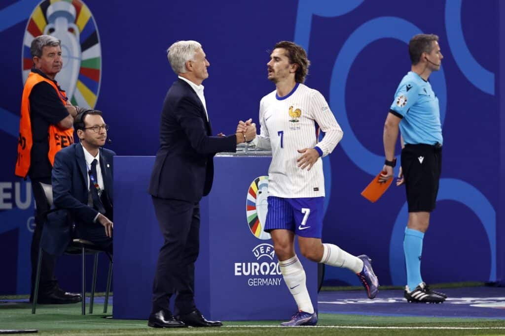 Euro 2024 : Didier Deschamps pense à écarter Antoine Griezmann pour le demi-finale