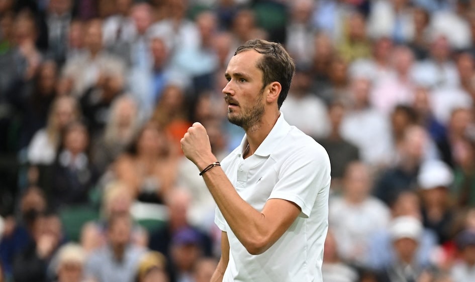 Wimbledon : Danill Medvedev relève le défi Carlos Alcaraz