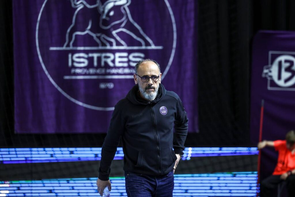 Gilles Derot entraîneur d'Istres a remis sa spécialité au goût du jour avec une nouvelle montée en Starligue.