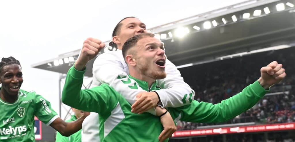 Transferts : Irvin Cardona signe à L’Espagnol Barcelone, fin des espoirs pour Saint-Etienne