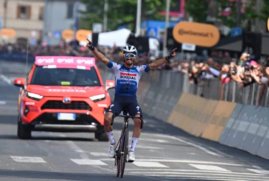 Qui va succéder à Julian Alaphilippe pour prendre la suite ?