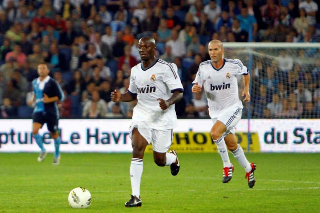 Zinédine Zidane et Claude Makélélé ont connu la même époque avec le Real Madrid.