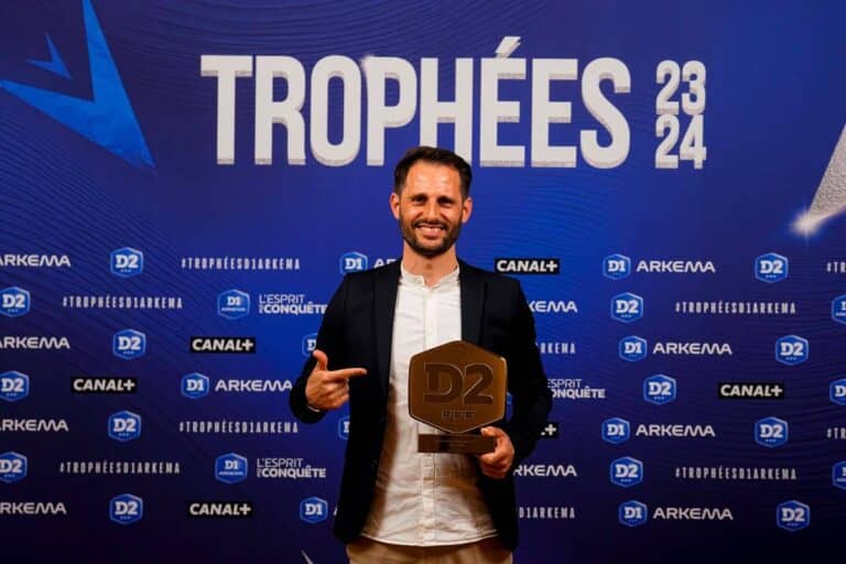 Vincent Nogueira a réusi a faire monter Strasbourg en D1 féminine.