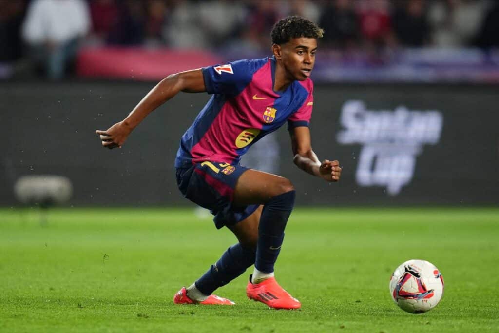 Lamine Yamal est un postulant pour être dans le top 5 des attaquants de l'année.