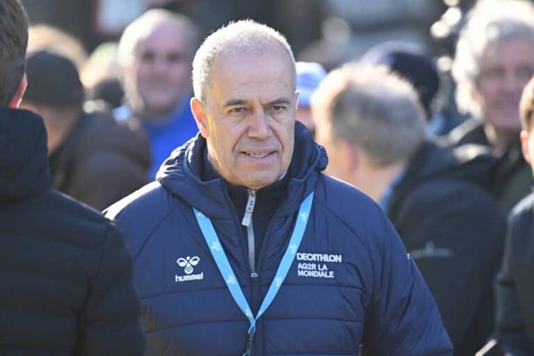 Lavenue en grande difficulté avec Decathlon AG2R.