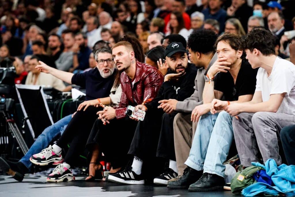 M. POKORA a investi 300 000 euros dans la SIG.