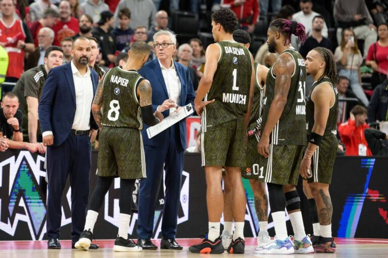 TJ Parker a décidé de collaborer avec Herbert.