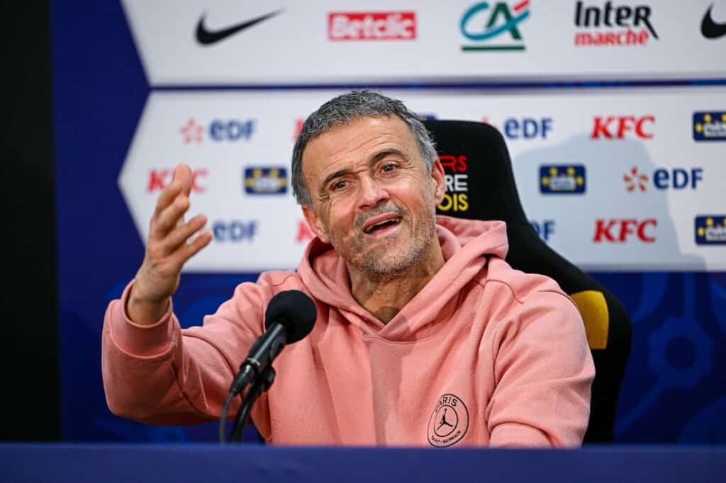 Luis Enrique souhaite « se projeter très loin » avec le PSG