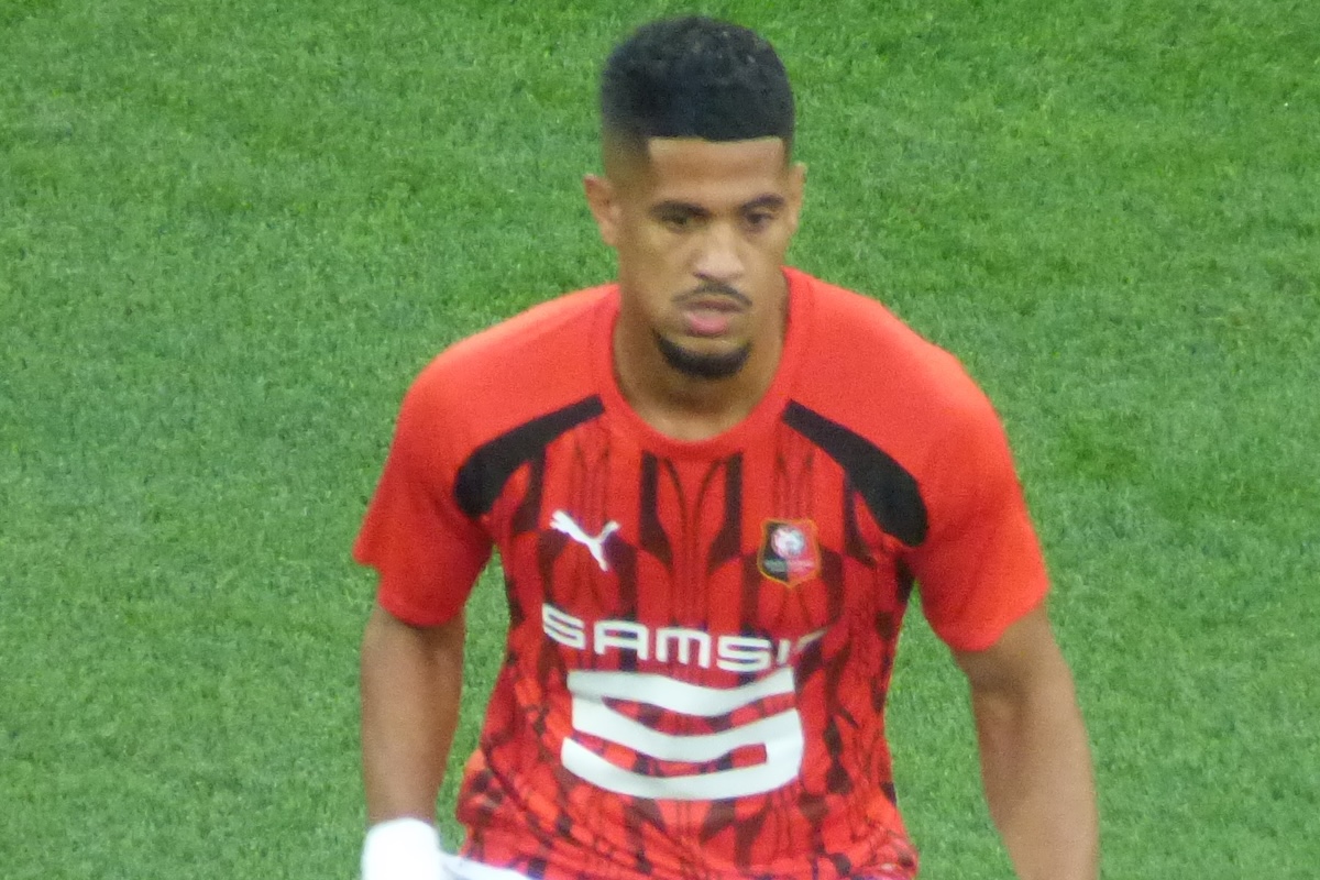 https://www.lequotidiendusport.fr/wp-content/uploads/2025/11/Lens_-_Stade_Rennais_20-08-2023_27.jpg