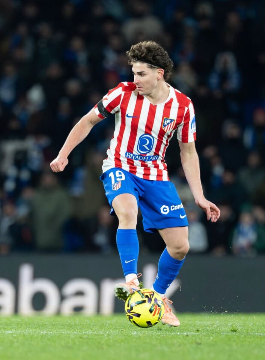 Le PSG garde un œil attentif sur Julian Alvarez pour l’été