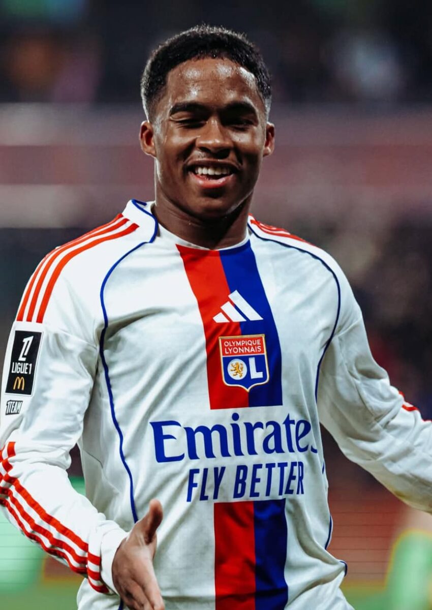 OL : soirée compliquée pour Endrick, vivement critiqué après Strasbourg
