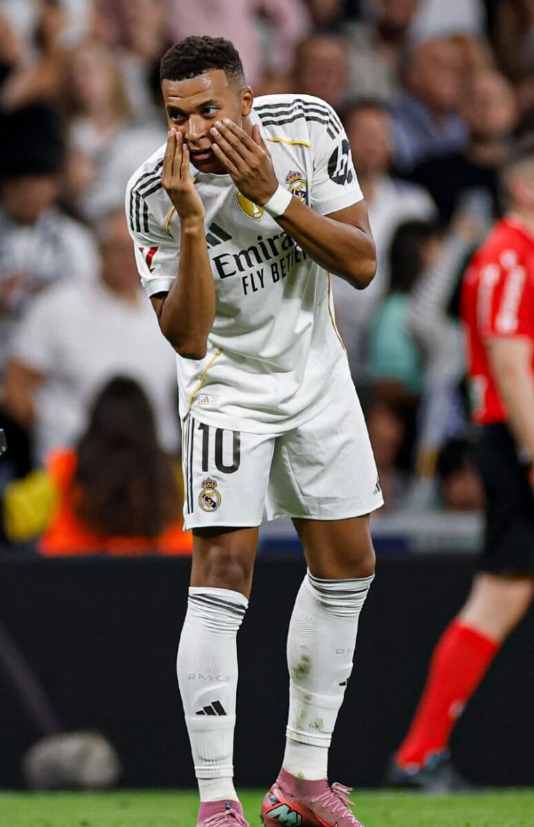 Scandale raciste : Kylian Mbappé vole au secours de son ami, « personne ne l’avait jamais fait » !