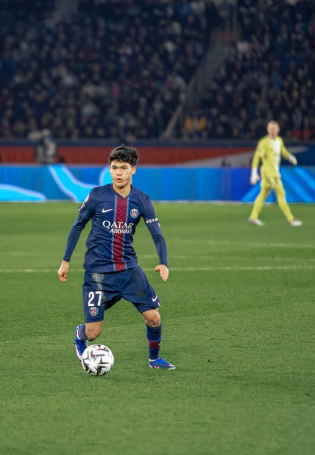 Le président du FC Barcelone critique vivement Dro Fernandez suite à son transfert au PSG.