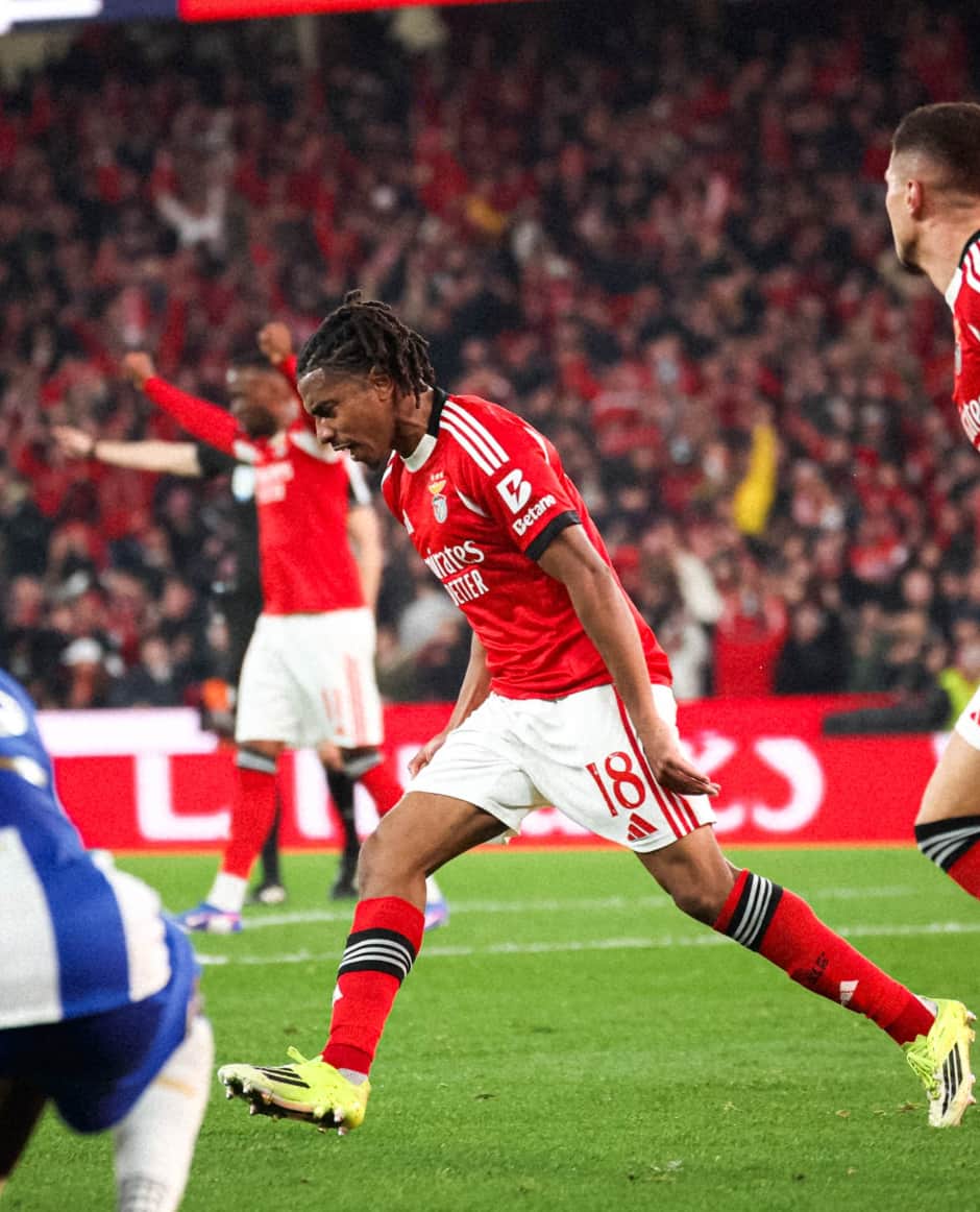 Benfica arrache le nul face à Porto après un incroyable retournement