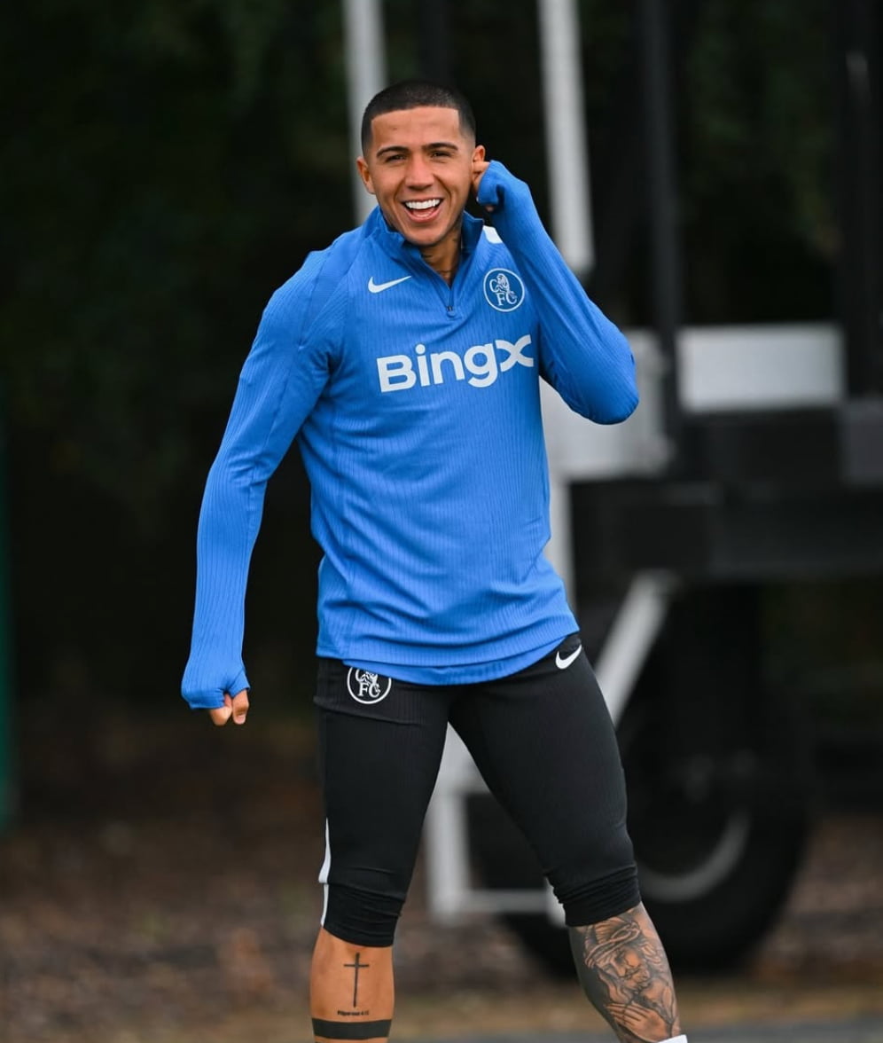 Enzo Fernandez inquiète lors de l’échauffement avant PSG-Chelsea