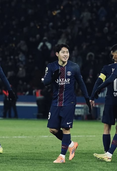 L’Atlético de Madrid s’intéresse à Kang-In Lee, le PSG sous pression