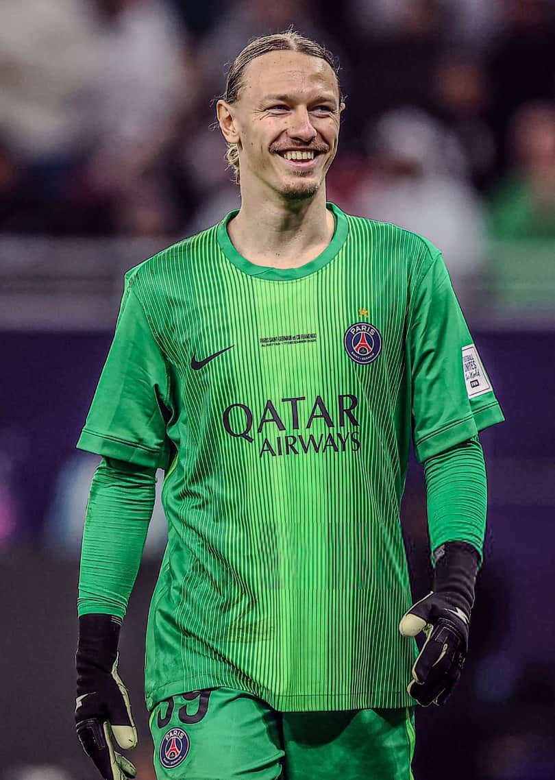 PSG : Safonov critiqué après son erreur face à Chelsea