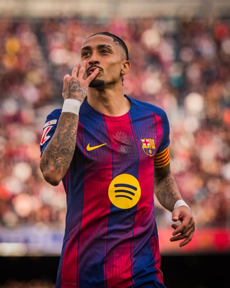 Raphinha et le Barça écrasent Séville 5-2 au Camp Nou