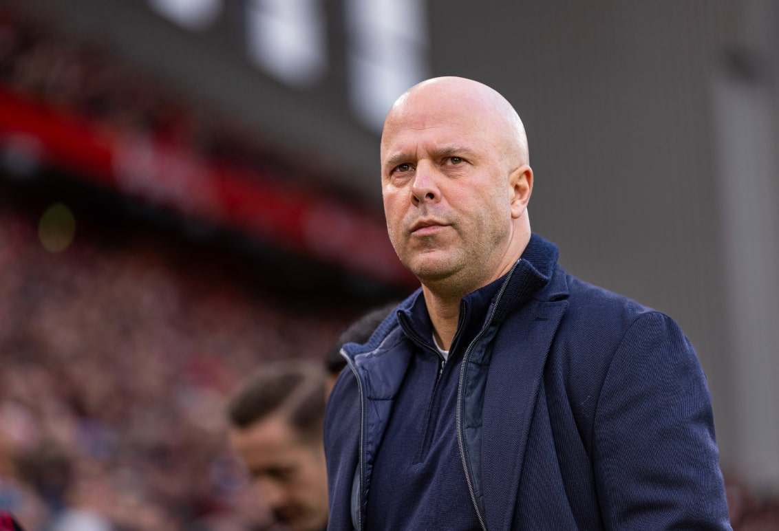 Arne Slot prévient le PSG avant un Anfield bouillant