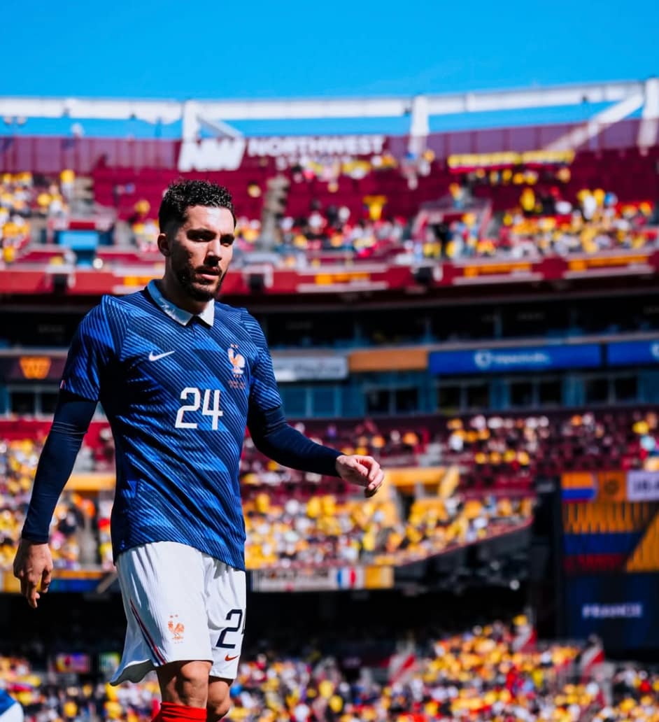 Cherki brille en Premier League et met Deschamps sous pression