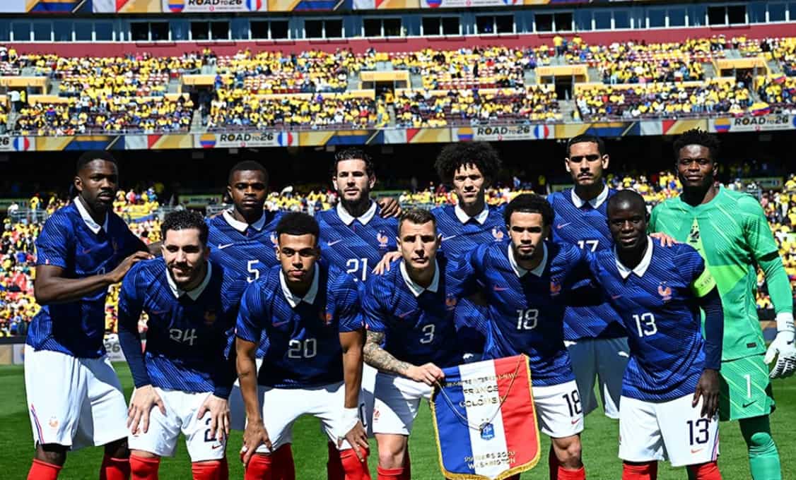 Classement FIFA : la France pourrait atteindre le sommet sans jouer
