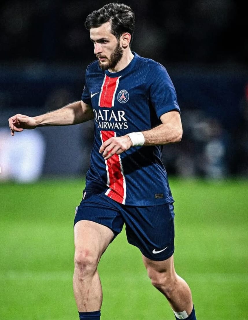 Kvaratskhelia bien installé au PSG