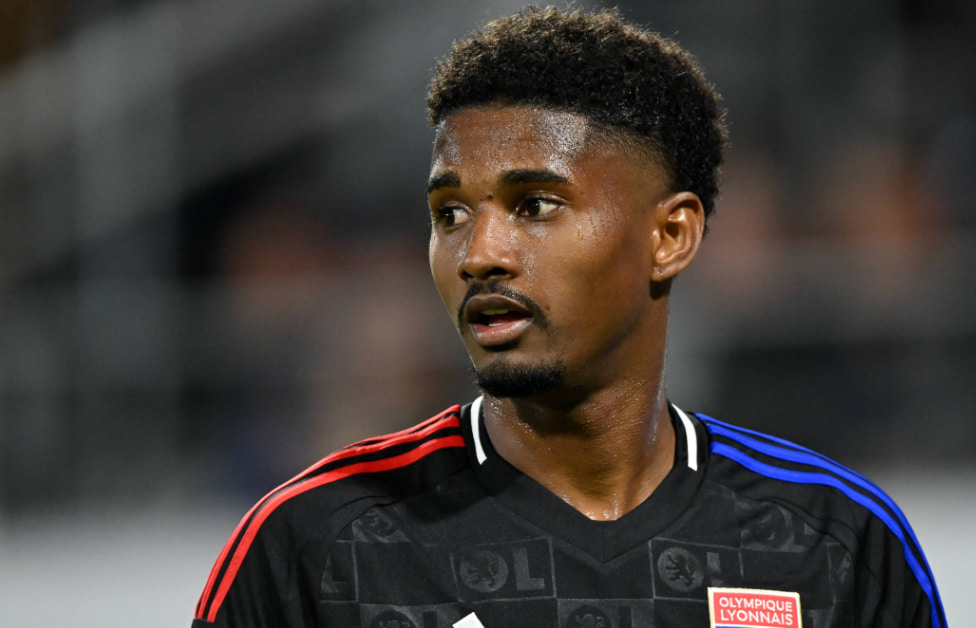 Abner sévèrement critiqué après la débâcle de l’OL contre Lens
