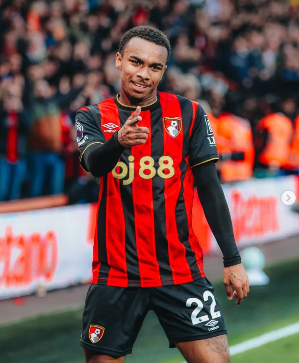 Eli Junior Kroupi casse deux records en Premier League