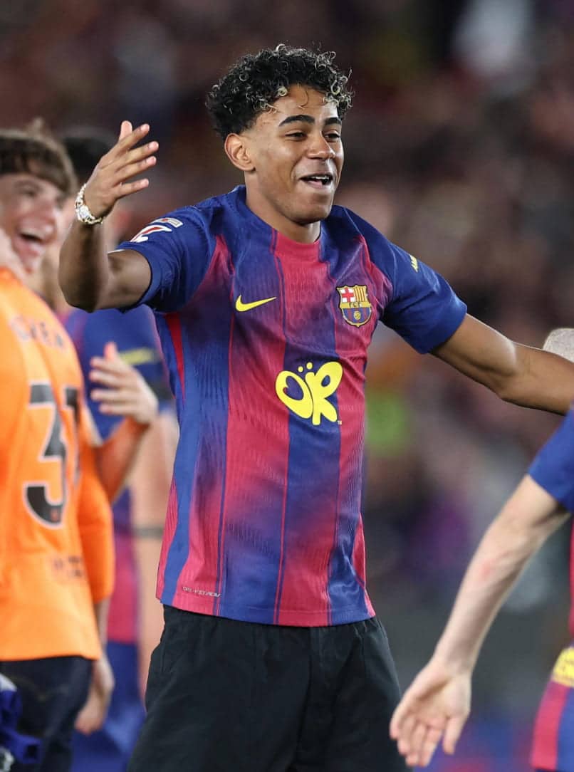 Lamine Yamal au cœur des célébrations du Barça avec un geste remarqué