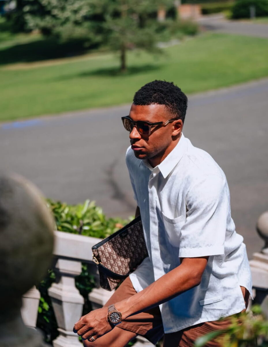 Michel Sardou prend la défense de Kylian Mbappé