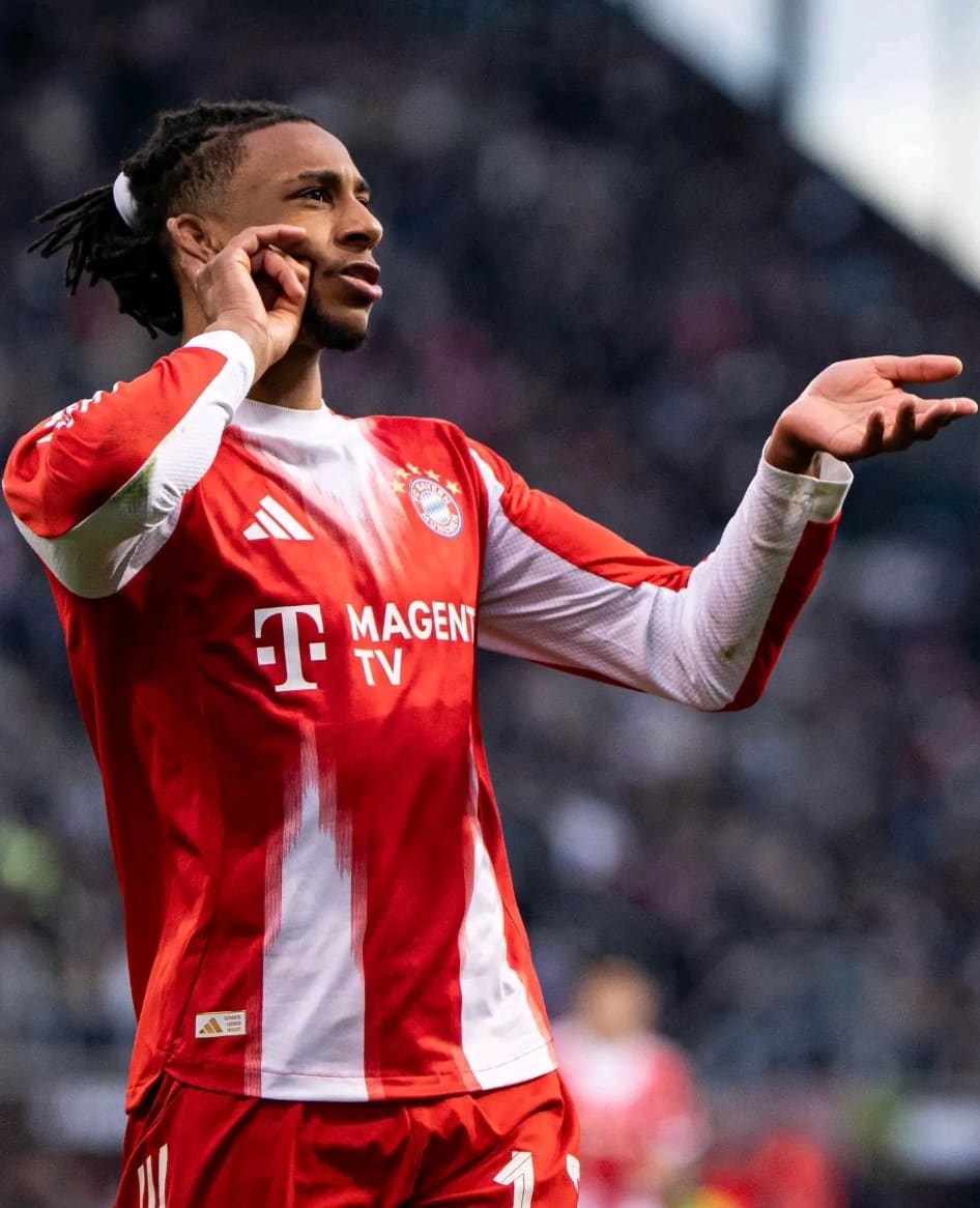 Olise sacré joueur de la saison en Bundesliga